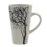 Ceramic Tea Mug with Tree-Shaped Deco – Sip in Nature’s Elegance