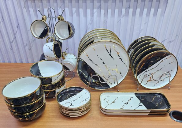 32-piece elegant dinner set
