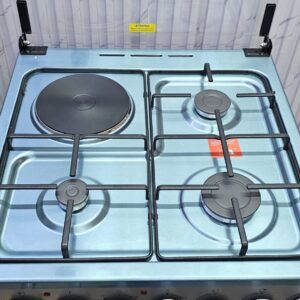 Alternative view of Midea 60*60 3+1 cooker